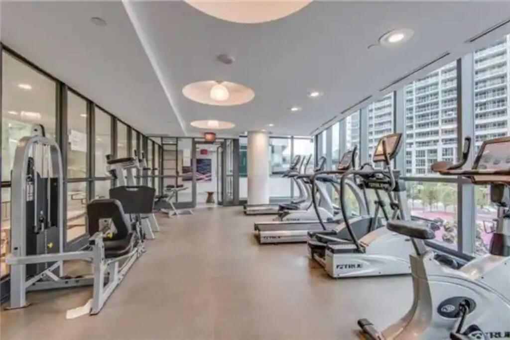 Lakeview Condo In Downtown With Free Parking. Toronto Eksteriør bilde