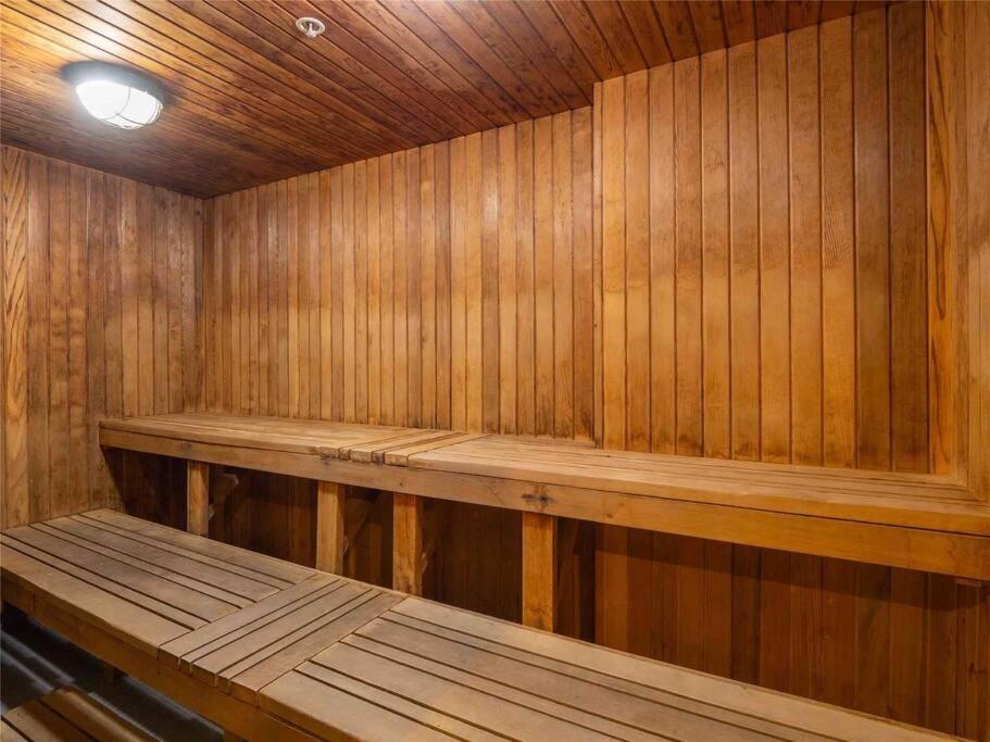 Lakeview Condo In Downtown With Free Parking. Toronto Eksteriør bilde